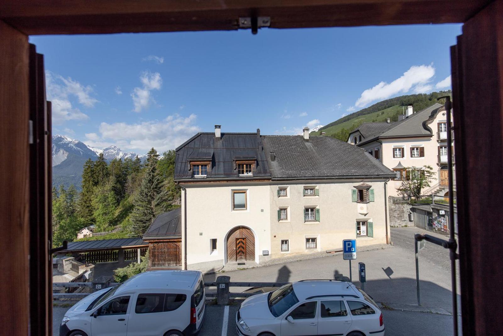 Chasa Tredeschin Lejlighed Scuol Eksteriør billede